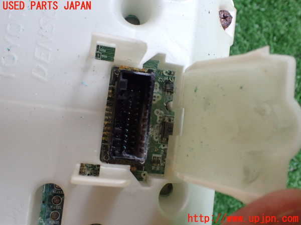 2UPJ-91296170]レクサス・LS600h(UVF45)スピードメーター （ジャンク部品） 中古_m0004.jpg