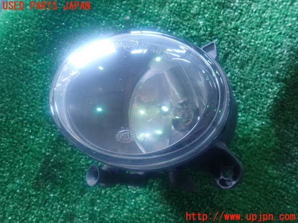 2UPJ-91541182]アウディ・Q5(8RCDNF)左フォグ 中古_m0001.jpg