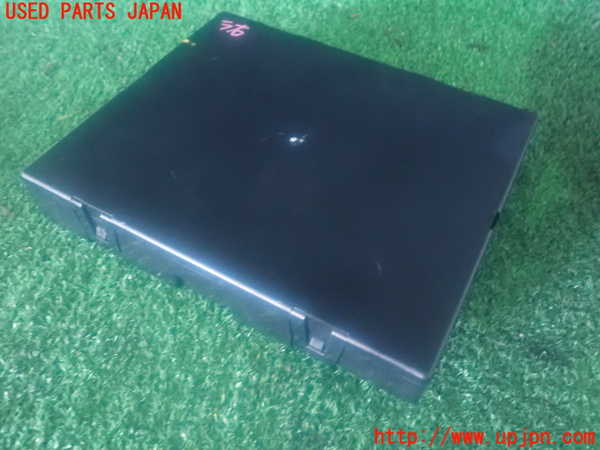 2UPJ-91546148]アウディ・Q5(8RCDNF)コンピューター3 中古_m0002.jpg