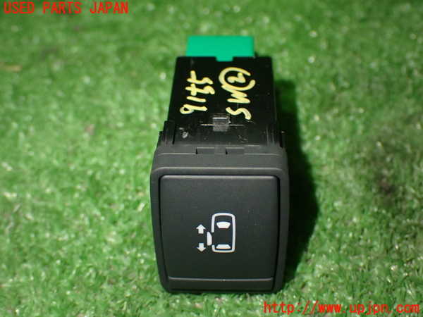 1UPJ-91556307]エルグランド E52系(PE52)スイッチ2 (左スライドドア) 中古_m0001.jpg