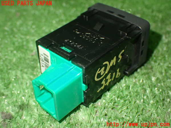 1UPJ-91556307]エルグランド E52系(PE52)スイッチ2 (左スライドドア) 中古_m0003.jpg