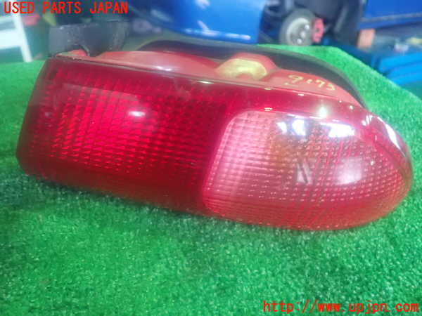 2UPJ-91731530]アルファロメオ・156 スポーツワゴン GTA(932BXB)右テールランプ 中古_m0001.jpg