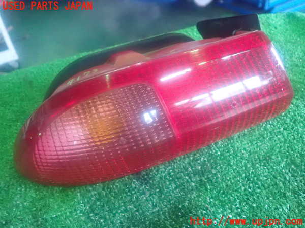 2UPJ-91731536]アルファロメオ・156 スポーツワゴン GTA(932BXB)左テールランプ 中古_m0001.jpg