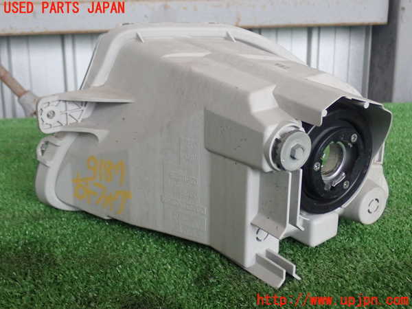 2UPJ-91871180]レクサス・LS600hL(UVF46)右フォグ 中古_m0002.jpg