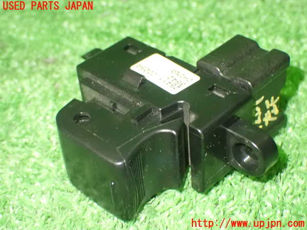 1UPJ-92016245]エルグランド(PE52)左前パワーウィンドウスイッチ 中古_m0002.jpg