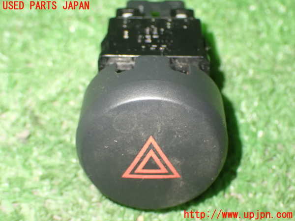 1UPJ-92016290]エルグランド(PE52)ハザードスイッチ 中古_m0001.jpg
