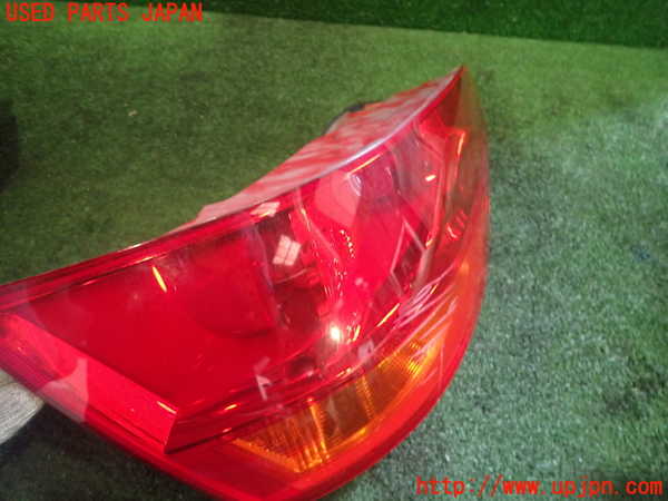 1UPJ-92061536]アウディ・Q7(4LBHKA)左テールランプ 中古_m0003.jpg