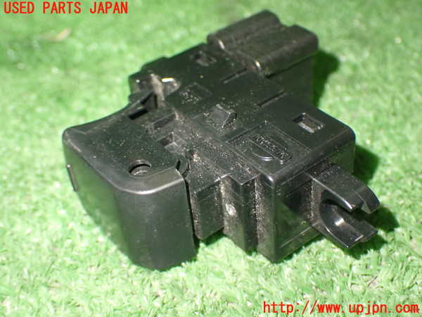 1UPJ-92266245]エルグランド(PE52 E52系)左前パワーウィンドウスイッチ 中古_m0002.jpg