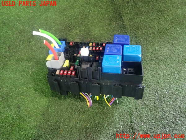 5UPJ-92326742]ノート(E13)ヒューズボックス2 中古 の商品画像