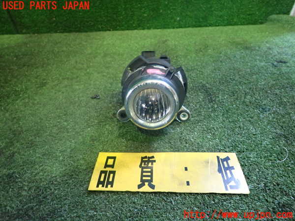 1UPJ-92581180]アバルト・595(31214T)右フォグ 中古 ジャンク部品取り_m0001.jpg