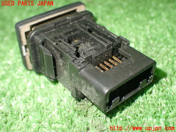 1UPJ-92756307]ハイエースバン200系(KDH206V)スイッチ2 (排気ガス浄) 中古_m0003.jpg