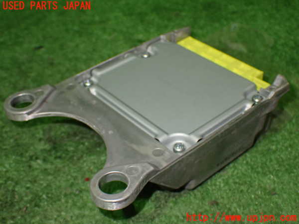 1UPJ-92756145]ハイエースバン200系(KDH206V)エアバッグコンピューター 【展開済 ジャンク】_m0003.jpg