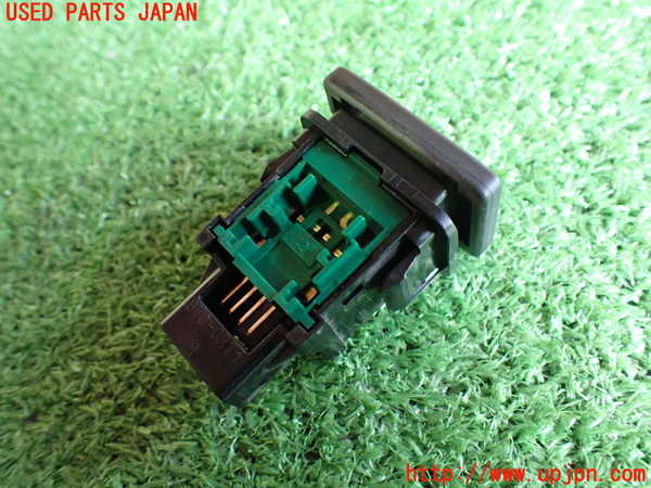 2UPJ-92816309]86(BRZ)(ZN6)スイッチ4 (トランクオープナー) 中古_m0003.jpg