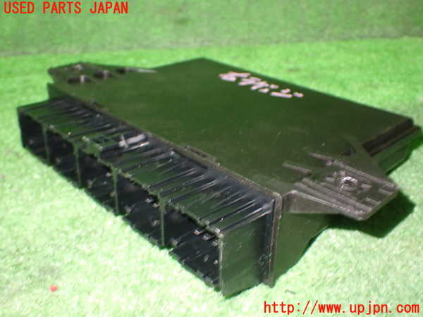 1UPJ-92956150]ボルボXC60(DB4204TXC)コンピューター5 中古_m0003.jpg