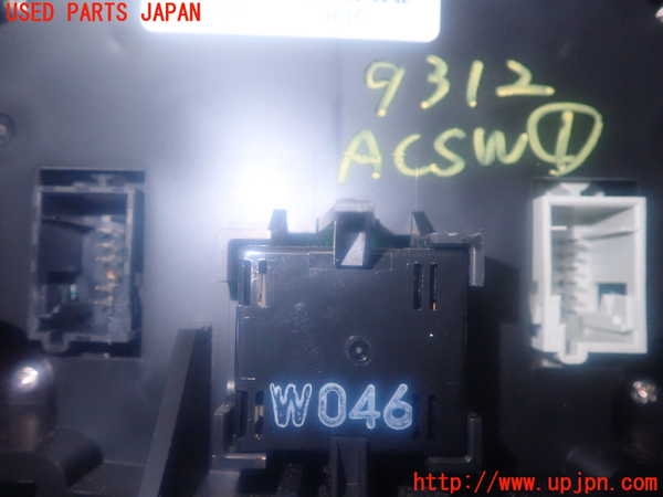 2UPJ-93126066]アバルト・500(312141)エアコンスイッチ1 中古_m0003.jpg