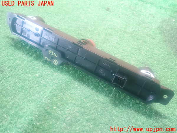 2UPJ-93126306]アバルト・500(312141)スイッチ1 (走行モード・ハザード・レベライザー) 中古_m0002.jpg