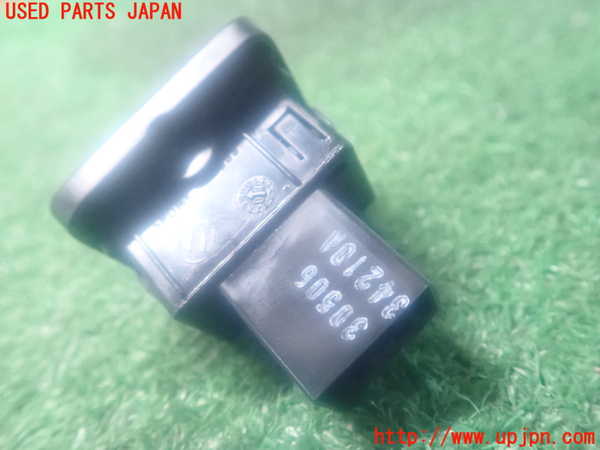 2UPJ-93126245]アバルト・500(312141)左パワーウィンドウスイッチ 中古_m0002.jpg