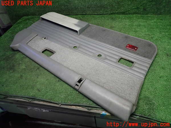 1UPJ-93161264]スカイライン 2ドアハードトップ 1982ｙ 前期(DR30)左ドア内張り 中古_m0003.jpg