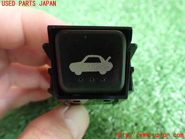 2UPJ-93236309]ロードスター(NCEC)スイッチ4 (トランクオープナー) 中古_m0001.jpg