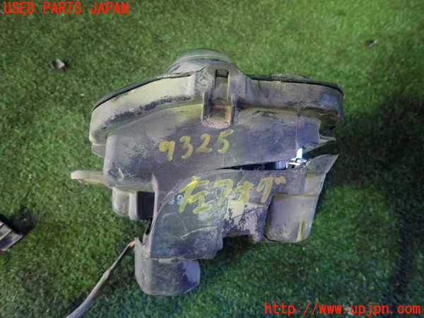 1UPJ-93251182]レクサス・IS300h(AVE30)左フォグ 【ジャンク】_m0004.jpg
