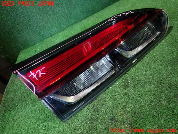 1UPJ-93321552]カローラ クロス ハイブリッド(ZVG11)左リアフィニッシャー 中古_m0001.jpg