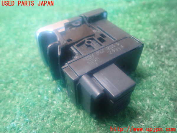 2UPJ-93396306]VW ゴルフ ヴァリアント(AUCHP)スイッチ1 (パーキング) 中古_m0002.jpg