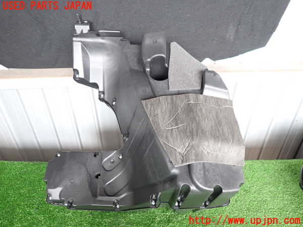 2UPJ-93436530]レクサス・CT200h(ZWA10)ウーハー 中古_m0002.jpg