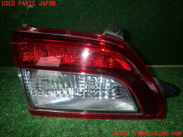 2UPJ-93531552]レガシィ アウトバック(BS9)左リアフィニッシャー 中古_m0001.jpg