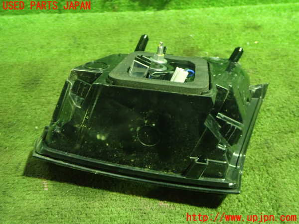 1UPJ-93561552]プジョー3008(P84AH01)左リアフィニッシャー 中古_m0003.jpg