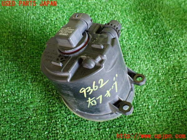 2UPJ-93621180]レクサス・HS250h(ANF10)右フォグ 中古_m0002.jpg