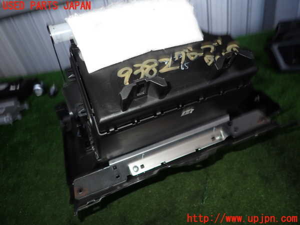 ノブ出品　子株付き 鏡面横受パイプブラケット 通穴 ステンレス製 Φ32mm用 TO-166S