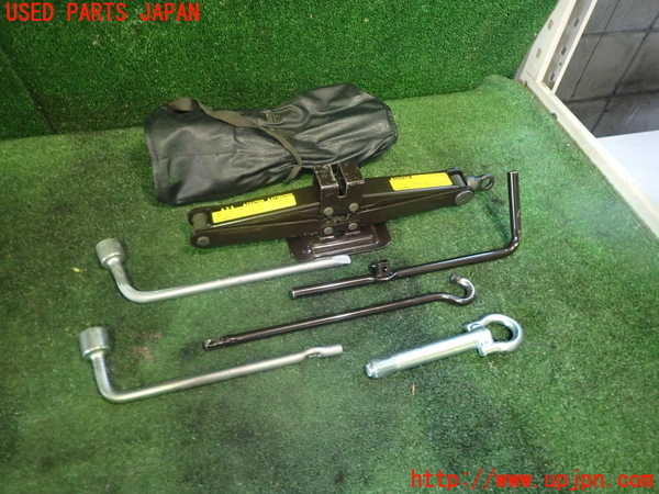 1UPJ-93987805]アルファードハイブリッド(ATH10W)車載工具 中古_m0001.jpg