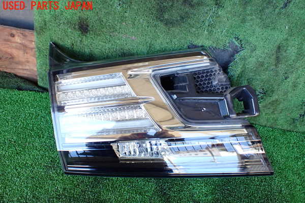 1UPJ-94351552]ヴェルファイア(AGH30W)左リアフィニッシャー 中古_m0001.jpg