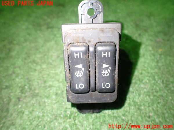 1UPJ-94476311]レヴォーグ(VM4)スイッチ6 (シートヒーター) 中古_m0001.jpg