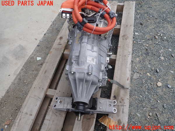 1UPJ-94483010]レクサス・IS300h(AVE30)ミッション AT 2AR-FSE 中古_m0002.jpg