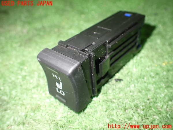 1UPJ-94856311]カローラ クロス ハイブリッド(ZVG11)スイッチ6 (シートヒーター) 中古_m0002.jpg