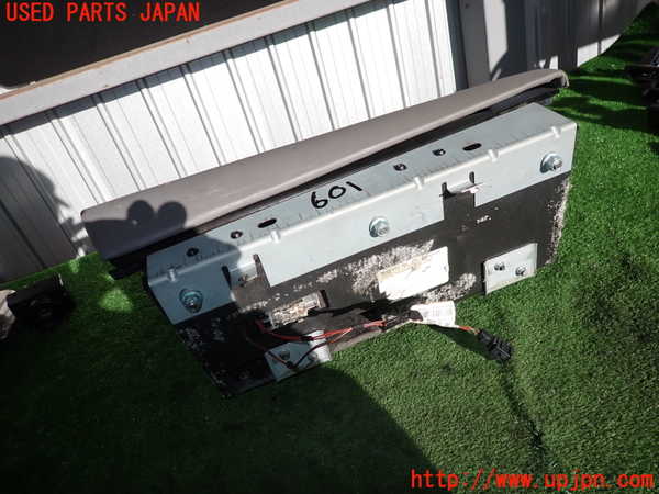 2UPJ-95087516]ベントレー・コンチネンタル・フライング・スパー(BSBEB-) 左ハンドル車 グローブボックス1 中古_m0004.jpg