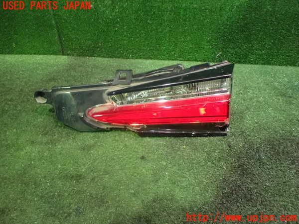 1UPJ-95091550]レクサス・NX300h(AYZ10)右リアフィニッシャー 中古_m0001.jpg