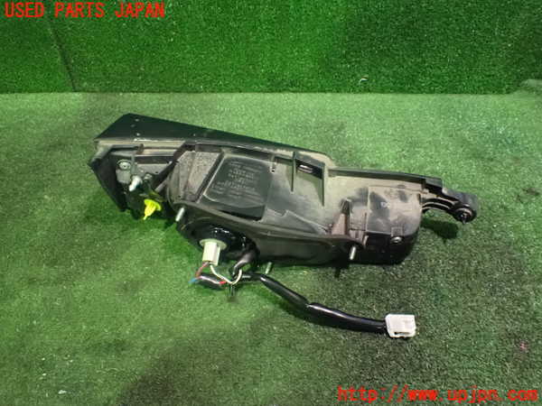 1UPJ-95091550]レクサス・NX300h(AYZ10)右リアフィニッシャー 中古_m0002.jpg