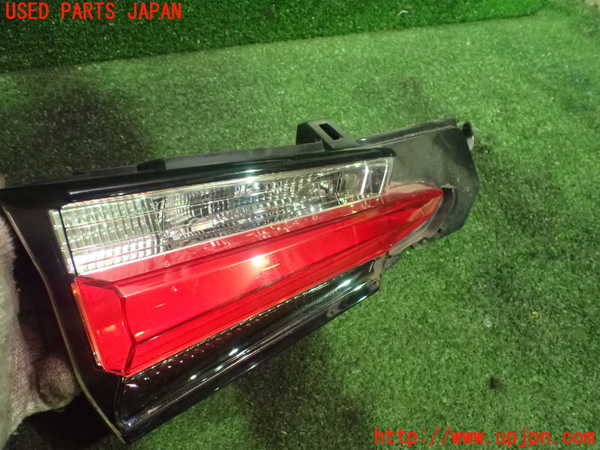 1UPJ-95091552]レクサス・NX300h(AYZ10)左リアフィニッシャー 中古_m0002.jpg
