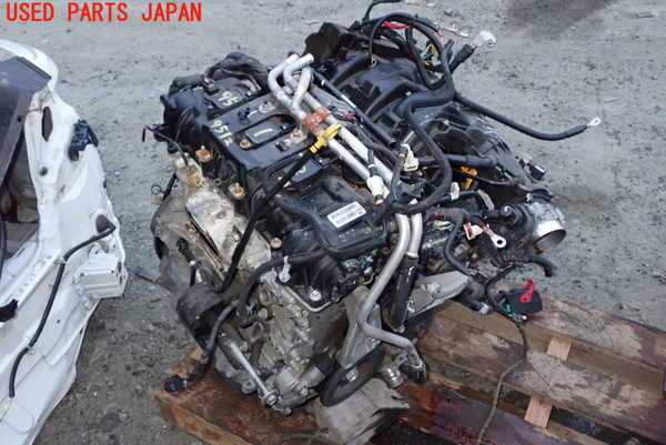 ジープ　ラングラー　JK3.6L エンジン周り　パーツ JKラングラー エンジンルーム ビレットパーツ取り付け -1