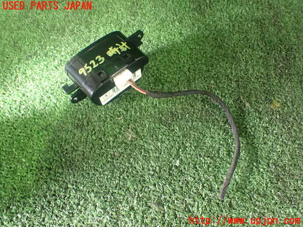 1UPJ-95237850]クライスラー・300(LX36)時計 中古_m0002.jpg