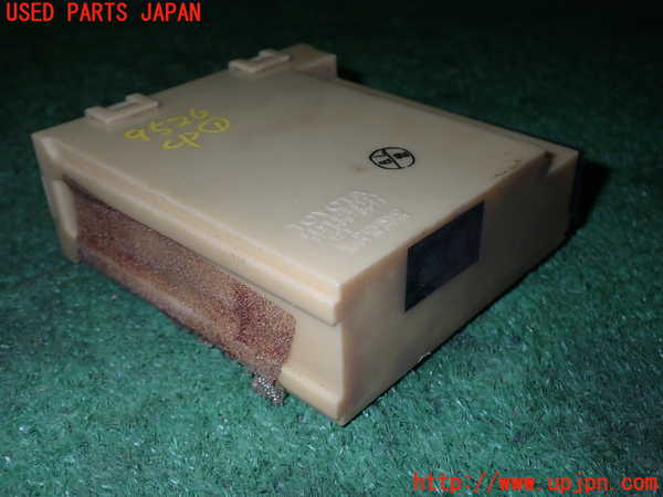 1UPJ-95266146]セリカ GT-FOUR(ST185)コンピューター1（アンプリファイヤ） 中古_m0002.jpg