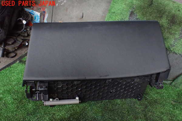 レクサス LS600h UVF46 USF40 後期 純正 グローブボックス 5UPJ-95447516]レクサス・LS460(USF40)グローブボックス1 中古 の商品