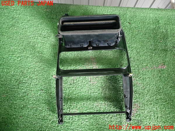 そら 5UPJ-95787526]ランエボ(CE9A)エアコン吹き出し口1 (真中) 中古