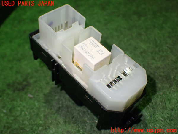 1UPJ-95966245]アルファードハイブリッド(ATH10W)左前パワーウィンドウスイッチ 中古_m0003.jpg