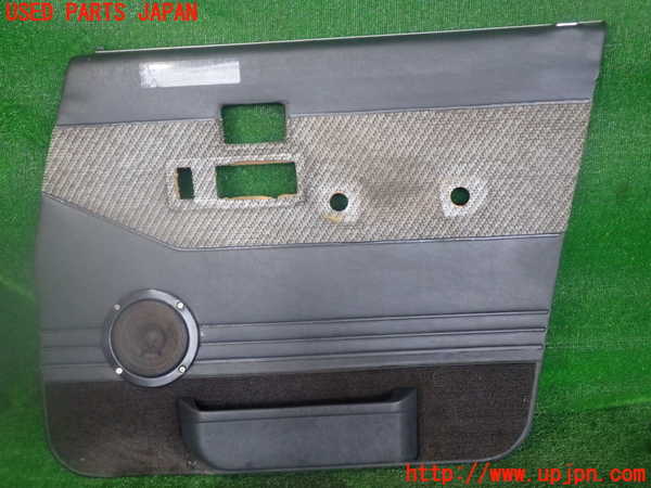 2UPJ-96001234]ランクル60系(HJ60V)右前ドア内張り 【ジャンク品】 穴あけ加工あり 中古_m0001.jpg