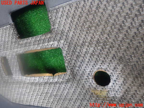 2UPJ-96001234]ランクル60系(HJ60V)右前ドア内張り 【ジャンク品】 穴あけ加工あり 中古_m0002.jpg