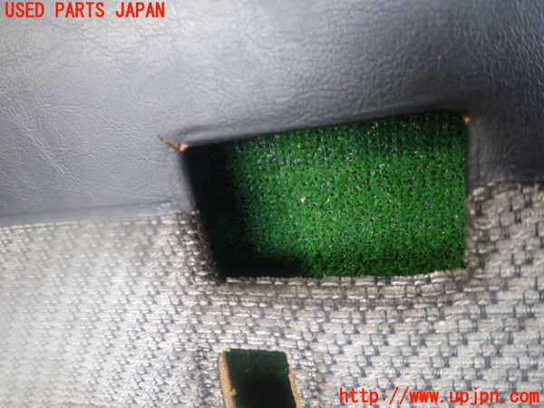 2UPJ-96001264]ランクル60系(HJ60V)左前ドア内張り 【ジャンク品】 穴あけ加工あり 中古_m0002.jpg