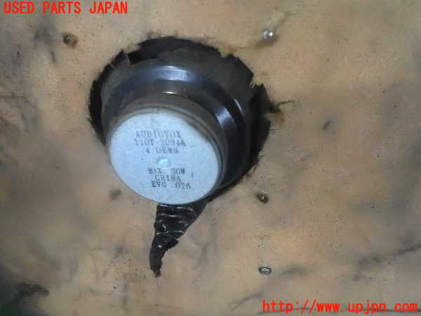 2UPJ-96001264]ランクル60系(HJ60V)左前ドア内張り 【ジャンク品】 穴あけ加工あり 中古_m0005.jpg